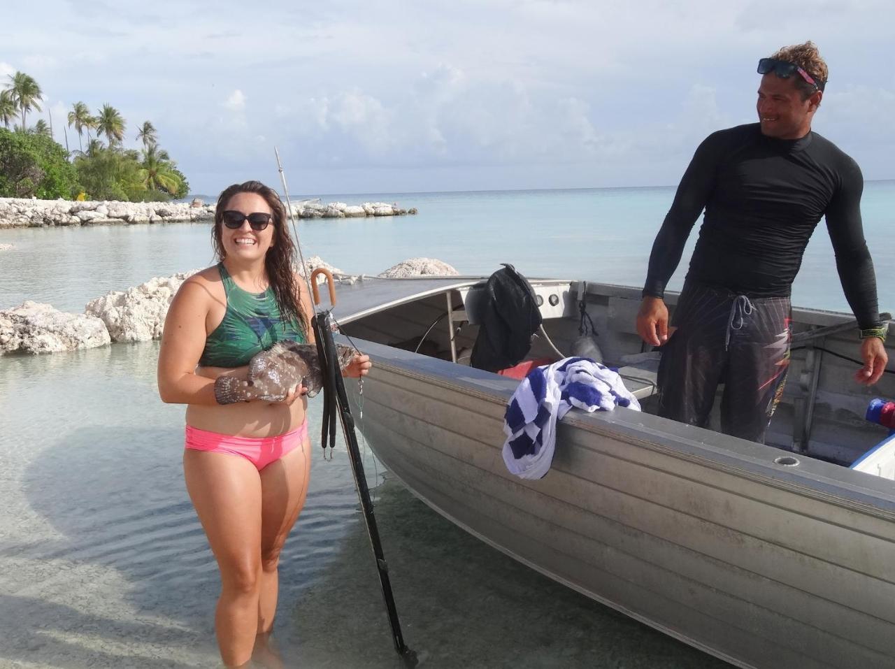Pension Tiputa Lodge Rangiroa Exteriör bild